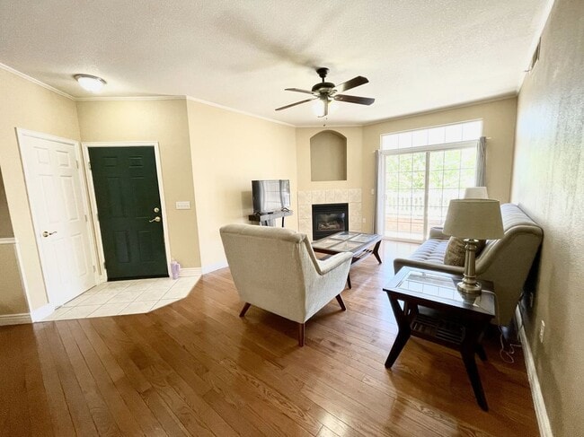 7440 S Blackhawk St in Englewood, CO - Building Photo - Building Photo