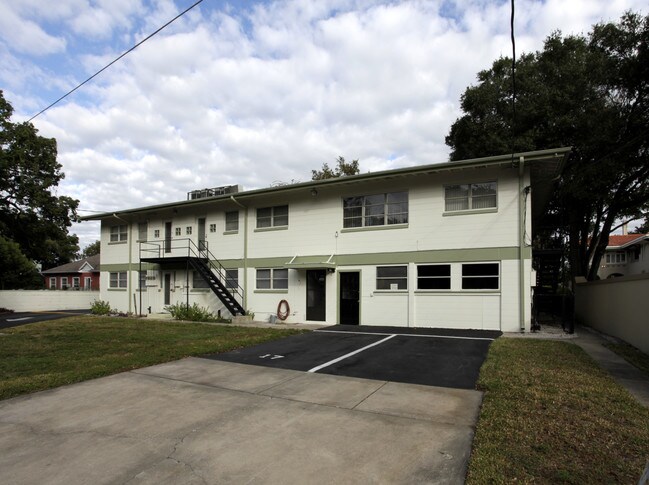 Lucerne Gardens in Orlando, FL - Foto de edificio - Building Photo