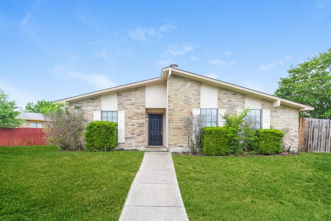 property at 515 Nora Ln