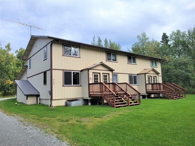 property at 3125 E Beech Way
