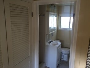 33-35-35 Henderson Terrace in Burlington, VT - Building Photo - Building Photo