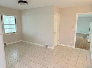18171 Kilbirnie Ave in Lathrup Village, MI - Building Photo - Building Photo