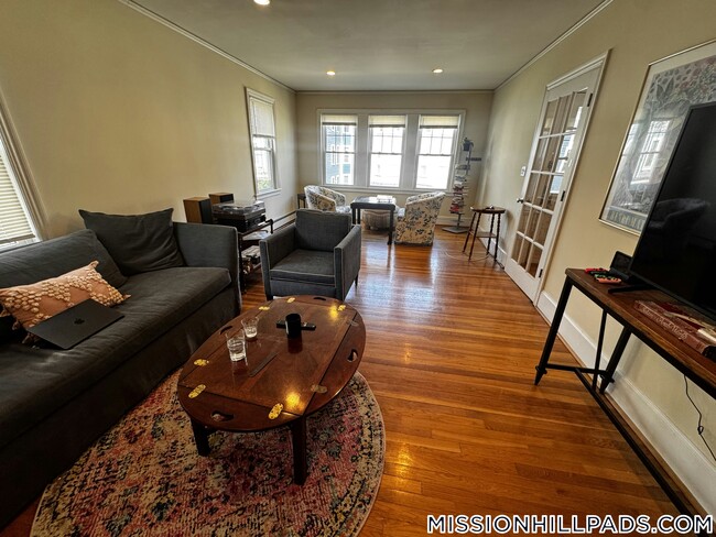 100 Hillside St in Boston, MA - Building Photo - Building Photo