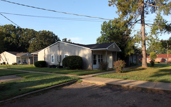 Lulu B Covington Apartments in Canton, MS - Building Photo - Building Photo