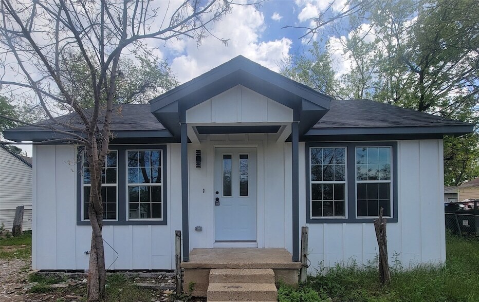 3024 N Crump St in Fort Worth, TX - Building Photo
