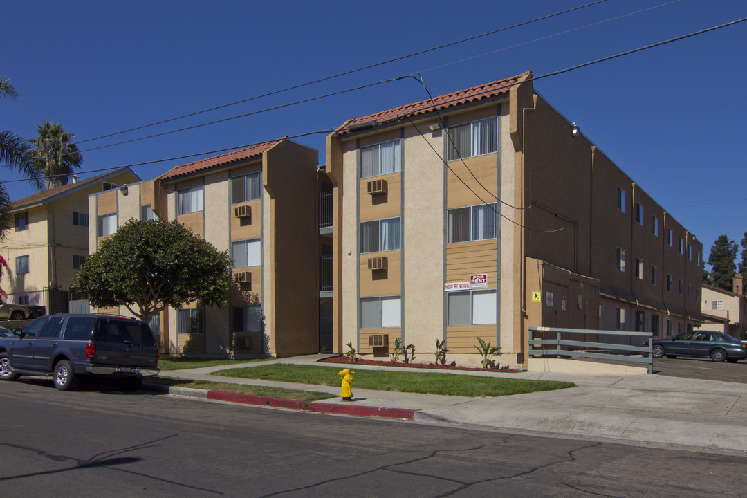 3060 B St in San Diego, CA - Building Photo