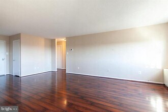 1121 University Blvd W in Silver Spring, MD - Building Photo - Building Photo