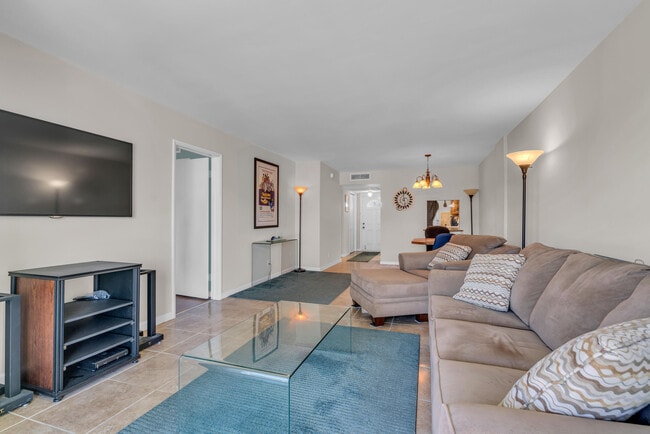 property at 4500 N Federal Hwy