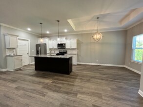 1214 Poplar Trace Way in Corydon, IN - Building Photo - Building Photo