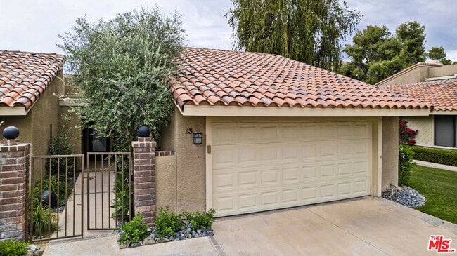 property at 13 Tennis Club Dr