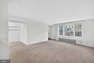 1745 Lanier Pl NW in Washington, DC - Building Photo - Building Photo