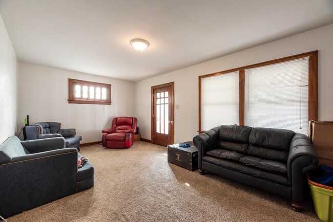 1410 E Blake Ave in Columbus, OH - Building Photo - Building Photo