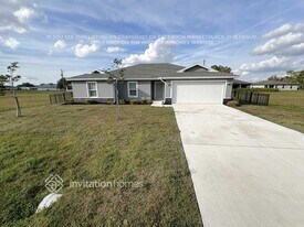16198 Alcira Cir in Punta Gorda, FL - Building Photo