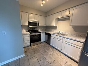 215 Hickory Forge Dr in Nashville, TN - Building Photo - Building Photo