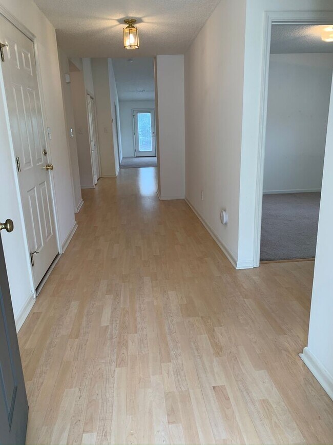 132 Springwood Ln in Mooresville, NC - Building Photo - Building Photo