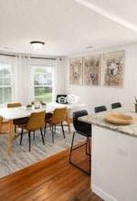 544 36th St in Des Moines, IA - Foto de edificio - Building Photo