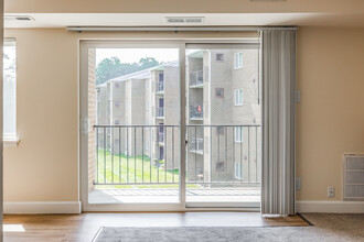 Northgate Apartments in Silver Spring, MD - Building Photo - Interior Photo