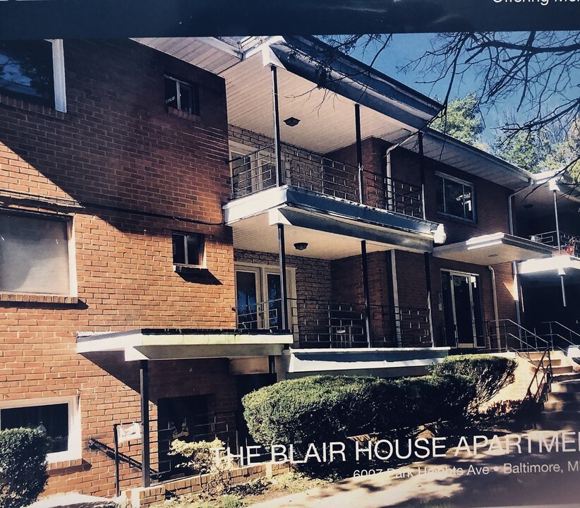 6007 Park Heights Ave, Unit AptC3 in Baltimore, MD - Building Photo