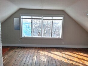 46 Armstrong Ave, Unit Unit #4 in Providence, RI - Building Photo - Building Photo