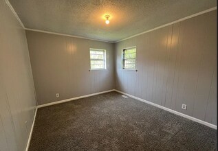 521 S Clayton St in Rector, AR - Building Photo - Building Photo