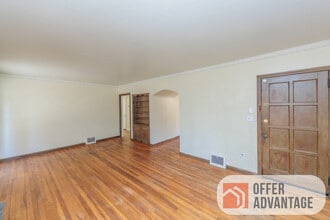 3669 Glencairn Rd in Shaker Heights, OH - Building Photo - Building Photo