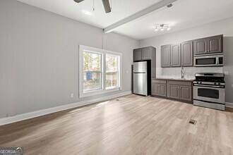 3745 Feldwood Pl in College Park, GA - Building Photo - Building Photo