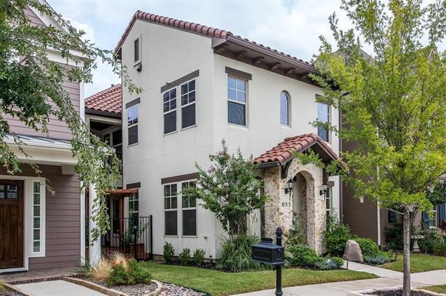 653 Surrey Ln in Flower Mound, TX - Building Photo