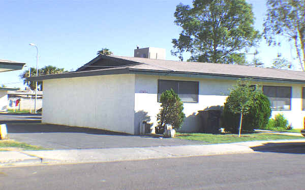 859 S Stapley Dr in Mesa, AZ - Building Photo