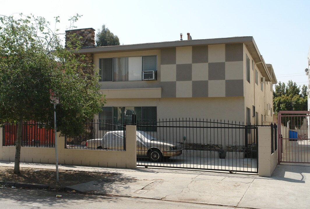 5522 Carlton Way in Los Angeles, CA - Foto de edificio