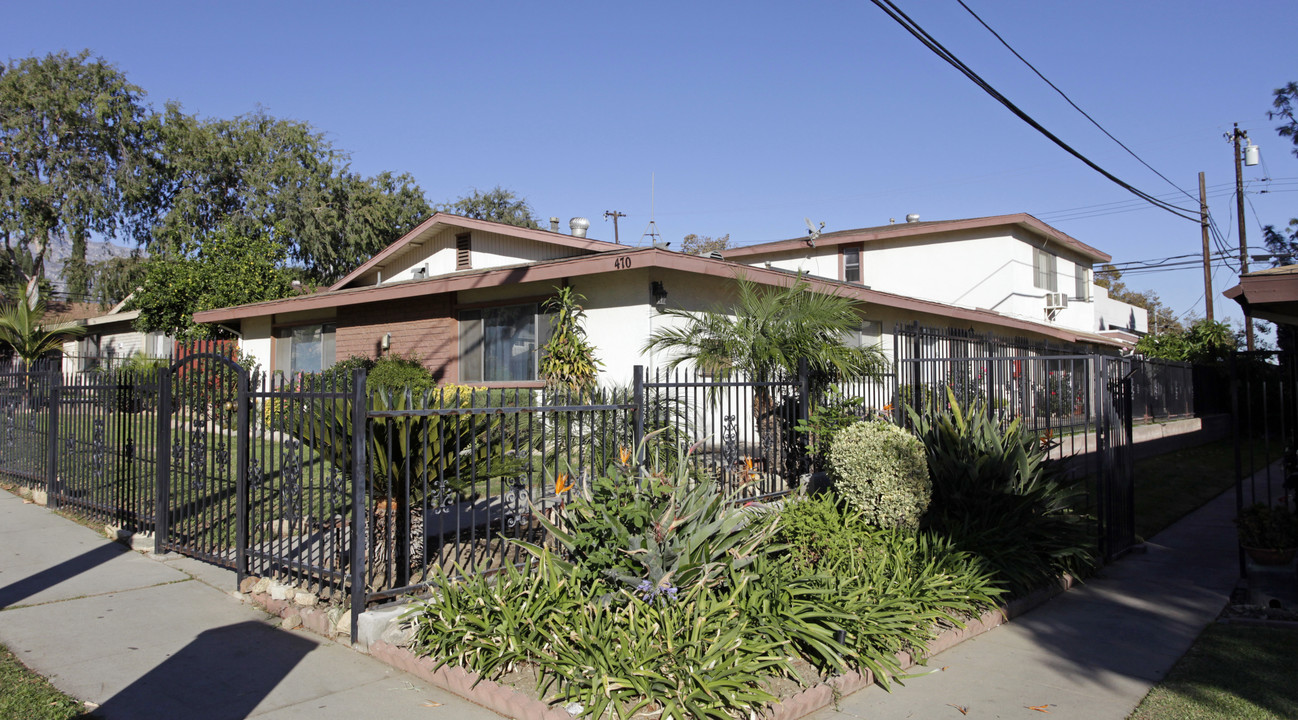 470 Silverwood Ave in Upland, CA - Building Photo