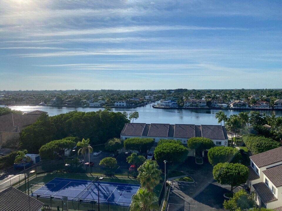 3606 S Ocean Blvd-Unit -908 in Highland Beach, FL - Building Photo