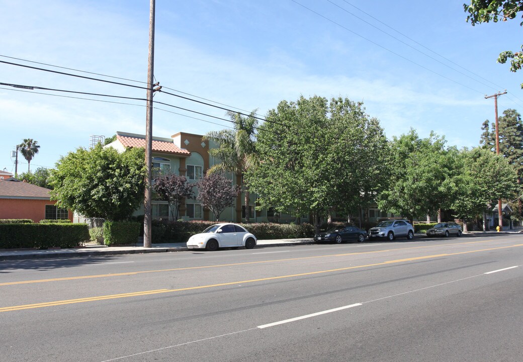 Residential Condominium in Valley Village, CA - Building Photo