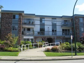 Blue Surf in White Rock, BC - Building Photo