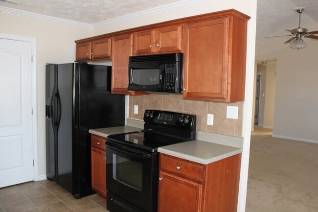 3022 Tettenbury Dr in Fayetteville, NC - Building Photo - Building Photo