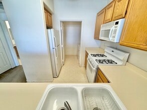7159 S Durango Dr in Las Vegas, NV - Foto de edificio - Building Photo