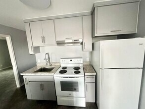 2705 Mauricio St in Laredo, TX - Building Photo - Building Photo