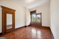 5349 Wayne Ave photo'