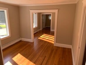 627 West in Walpole, MA - Building Photo - Building Photo