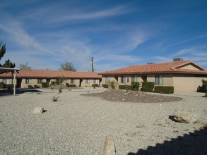 14934 Sequoia Ave in Hesperia, CA - Building Photo - Building Photo