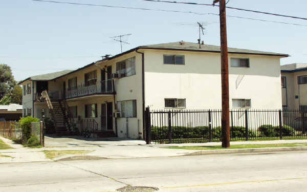 1226 N Gower St in Los Angeles, CA - Building Photo - Building Photo