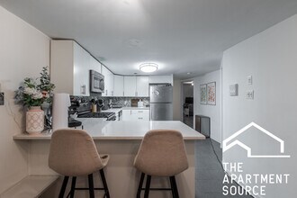 1938 N Halsted St, Unit 1 in Chicago, IL - Foto de edificio - Building Photo