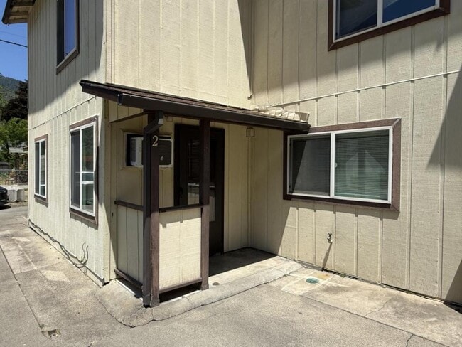 property at 8290 Rogue River Hwy