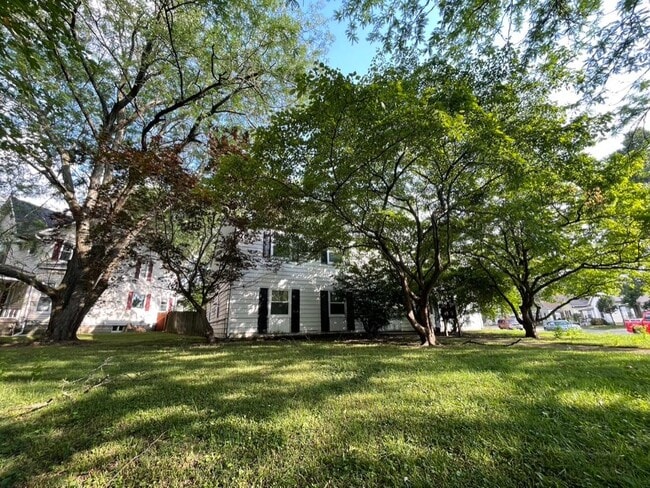 property at 1701 Ohio St