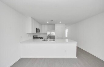 1031 Garnet Rain Dr in Beasley, TX - Building Photo - Building Photo