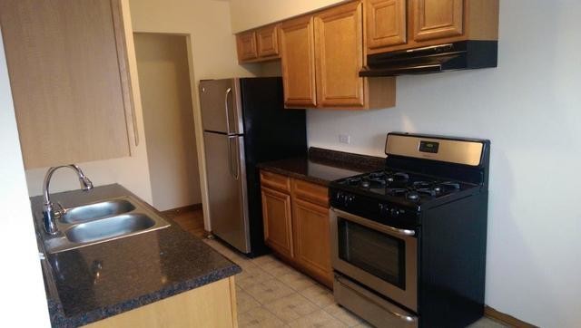 3057 N Narragansett Ave, Unit 2 in Chicago, IL - Building Photo