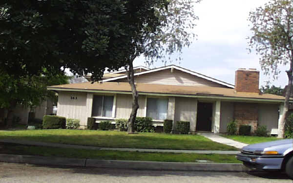 163 Linda Way in Upland, CA - Building Photo - Building Photo