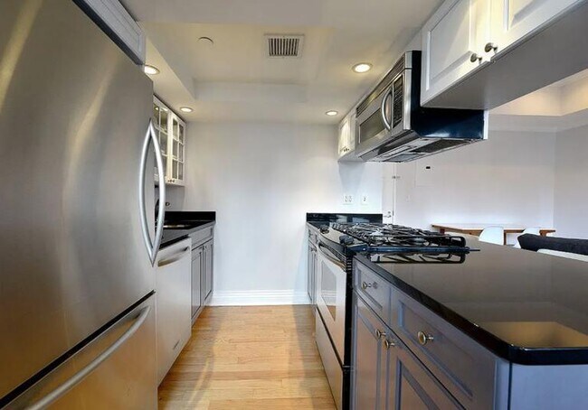 25 Murray St in New York, NY - Building Photo - Building Photo