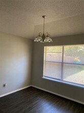 822 Collins Blvd in Cedar Hill, TX - Building Photo - Building Photo