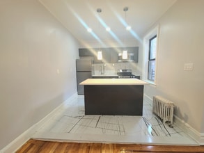 204 Berkeley Ave in Bloomfield, NJ - Building Photo - Building Photo