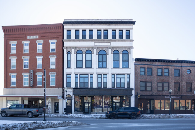 Scenic Salinger in Rochester, NH - Building Photo - Building Photo